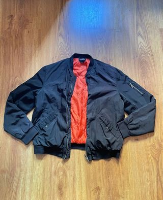Bomber negra Pull&Bear