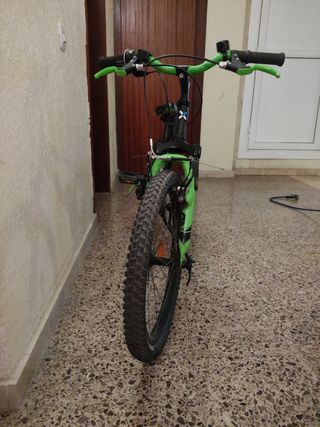 Bicicleta B Twin 22 6 velocidades