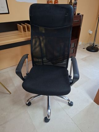 Silla de estudio o trabajo negra