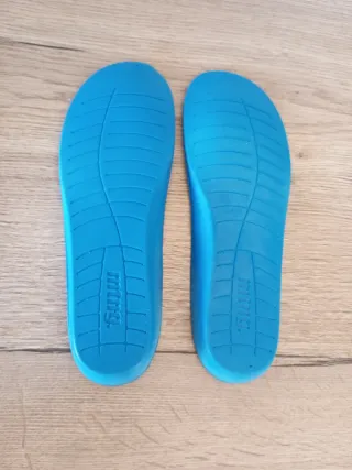 Zapatillas Mustang Beige y Blancas