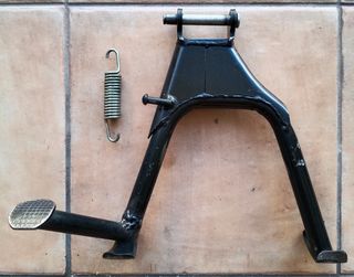 Caballete Yamaha RD 125 + Muelle