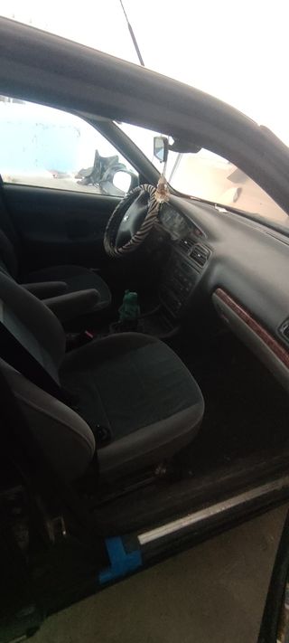 Peugeot 406 2000