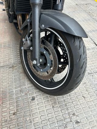 Yamaha XJ6 N 2010 Negra
