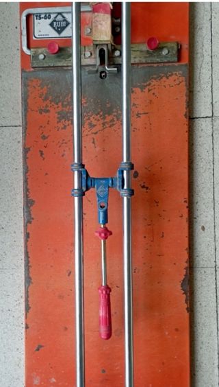 Cortadora de azulejos Rubi 140 E