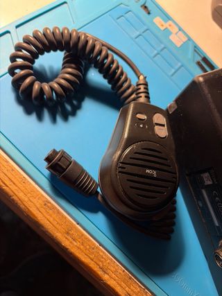 Emisora Marina Icom IC-M801E consola mando