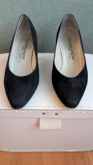 Zapatos de tacón ante negro