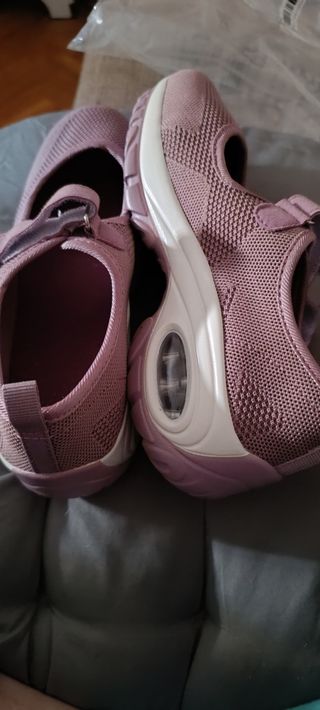 Zapatillas rosas/moradas con velcro