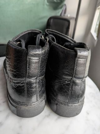 Balenciaga Piel Negras Talla 40. Con defectos