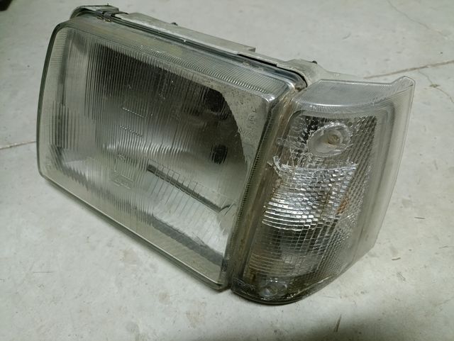 Faro Izquierdo Seat Marbella