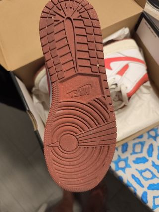Jordan Air Zapatillas Blancas y Rojas