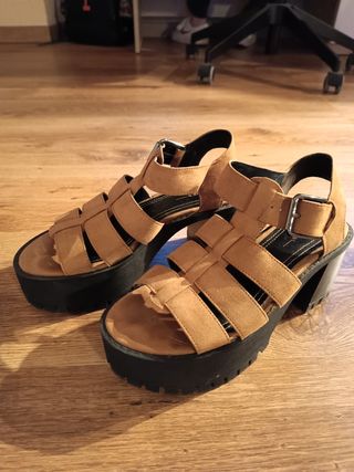 Sandalias romanas plataforma