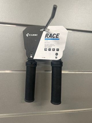Puños Cube Race