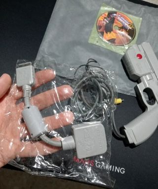 Pistola G-Con 45 PS1 + Juego Time Crisis