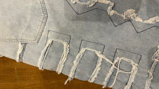 Vaqueros hombre oversize desgastados