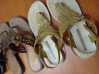 Lote 3 pares sandalias Grendha/Panema.
