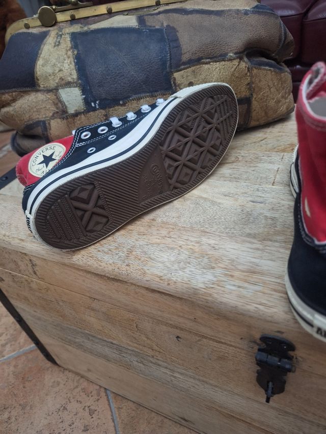 Converse Chuck Taylor Rosse e Nere