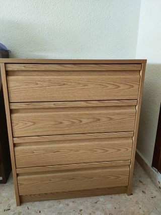 Cassettiera bassa in legno