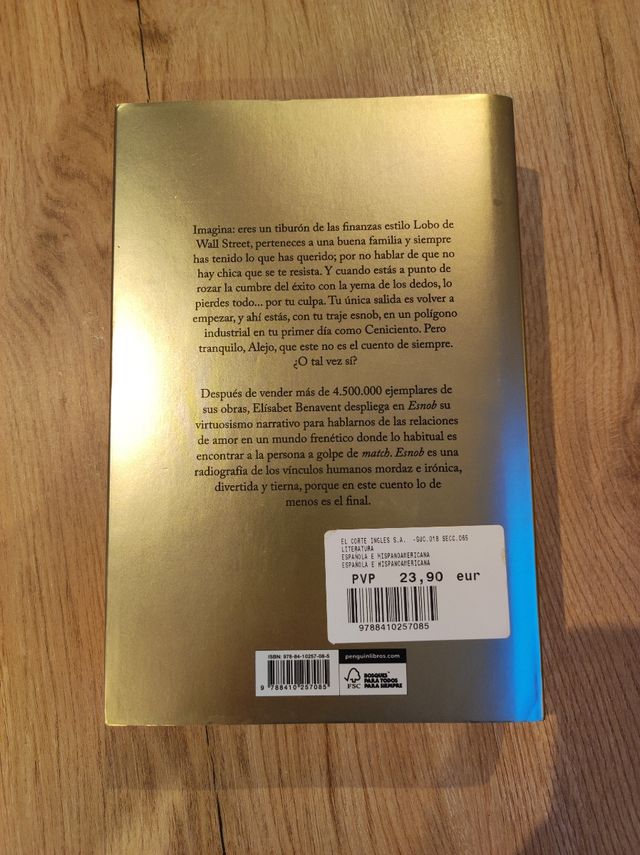 Libro Esnob de Elísabet Benavent