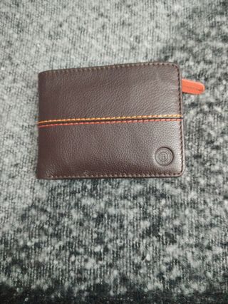 Cartera de piel hombre nueva sin etiqueta 