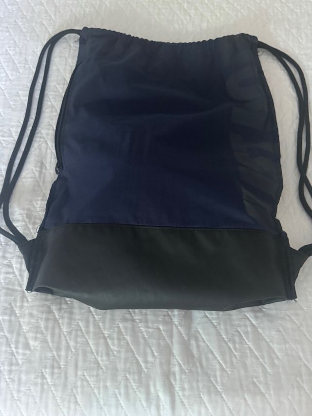 Zaino sportivo Nike blu e nero