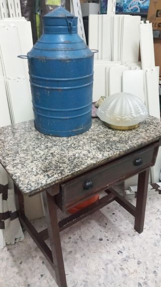 Coqueta auxiliar madera concajon arca y tocinera