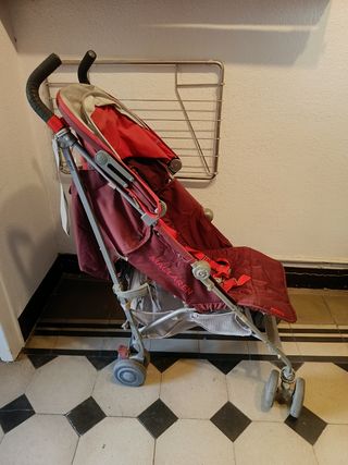 Carrito Maclaren Quest Granate y Rojo