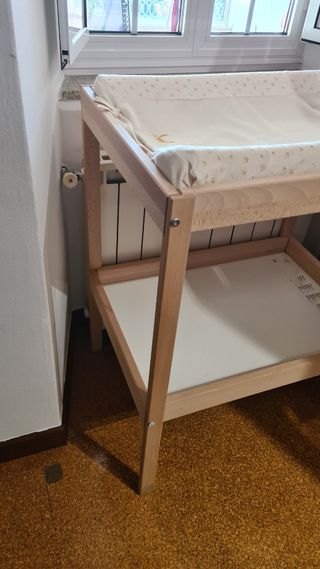 Cambiador SNIGLAR Ikea Madera