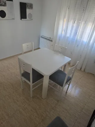 Mesa y 6 Sillas Comedor Blancas