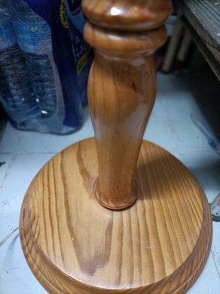 Lámpara de pie de madera y tela