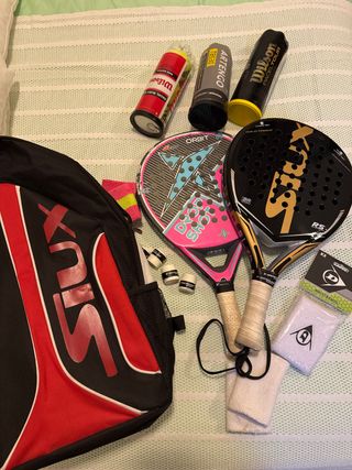 Pack pádel: 2 palas, pelotas y accesorios