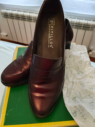 Zapatos Pitillos T.40 Morados