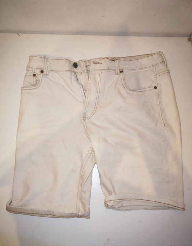 Pantaloni bianchi pull&bear