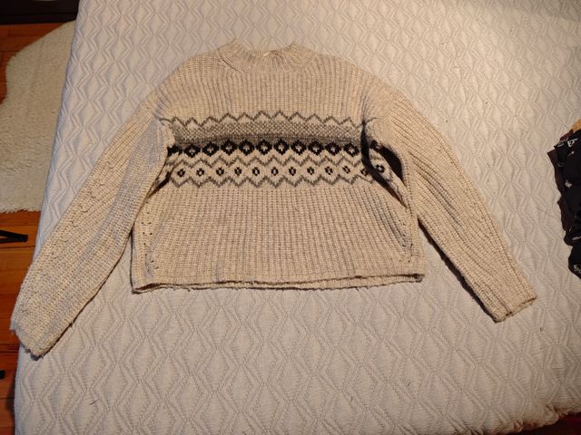 Jersey Pull and Bear beige y gris