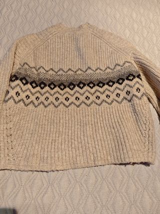 Jersey Pull and Bear beige y gris