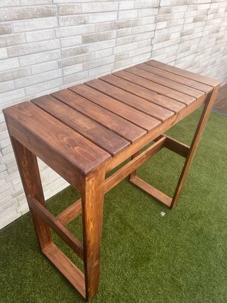 Tavolo alto da bar fatto a mano