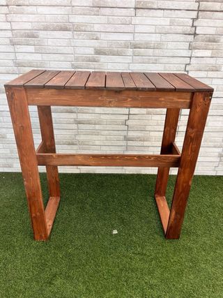 Tavolo alto da bar fatto a mano