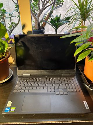 Lenovo Ideapad Gaming 3 15IAH7- para despiece