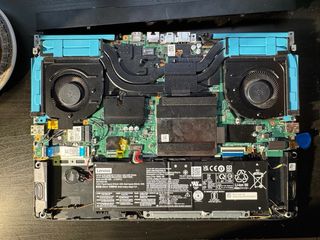 Lenovo Ideapad Gaming 3 15IAH7- para despiece