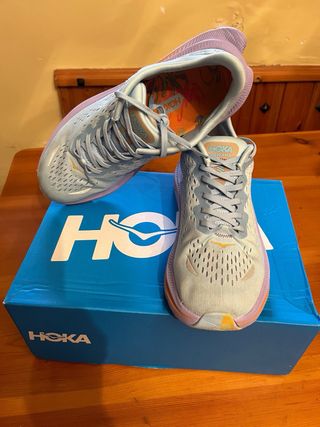 Zapatillas Hoka Azul y Morado
