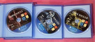 Dark Souls Trilogy PS4