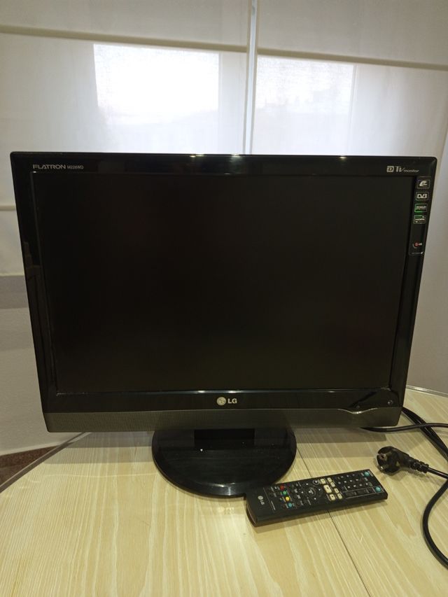 LG Monitor TV Flatron M228WD Negro