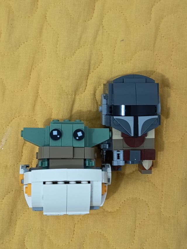Lego Star Wars Mandaloriano y Grogu Brickheadz
