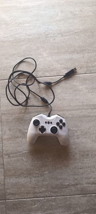 Mando por Cable Nacon PC gaming Blanco