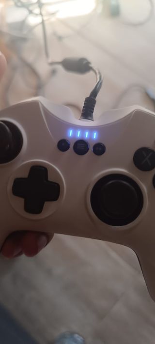 Mando por Cable Nacon PC gaming Blanco