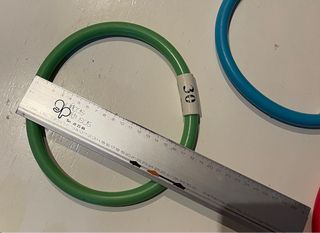 Juego de aros y dardos para piscina