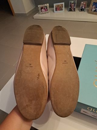 Merceditas piel hebilla beige