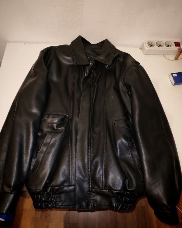 Giacca marrone scuro in pelle 