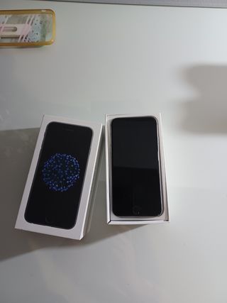 iPhone 6 32 GB con caja y manuales