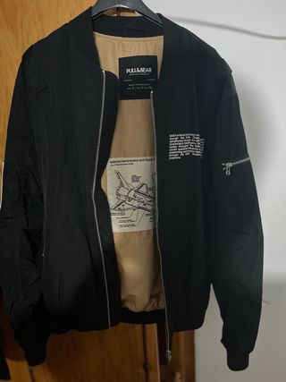 Chaqueta Bomber Pull&Bear Negra Talla S