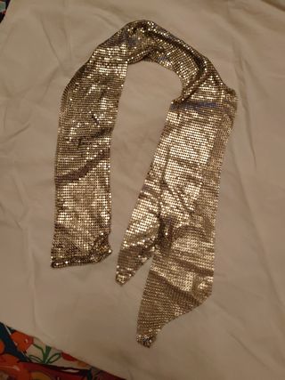 Bufanda joya cota de malla plateada